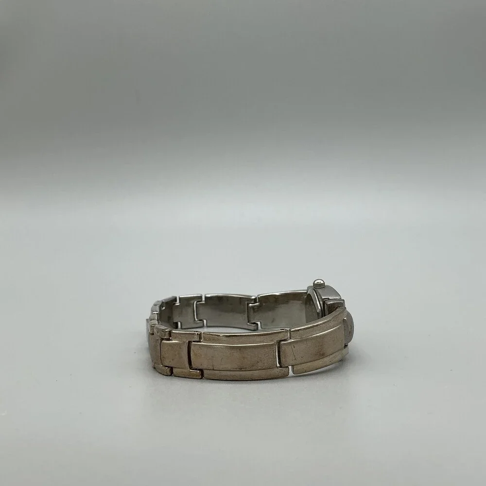 Vintage Royalton Slide Out Womens Watch 18mm Silver Tone New Battery 7